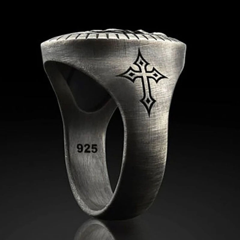 Mockup of the Side of the Ring with Cross and Number 925: "Mockup of the side view of the Classic Men's Punk Cross Ring, featuring a vintage cross design and engraved '925' on the inside, indicating its quality stainless steel construction.